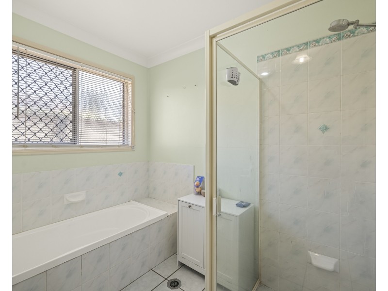 5 Maggie Court, Middle Ridge QLD 4350