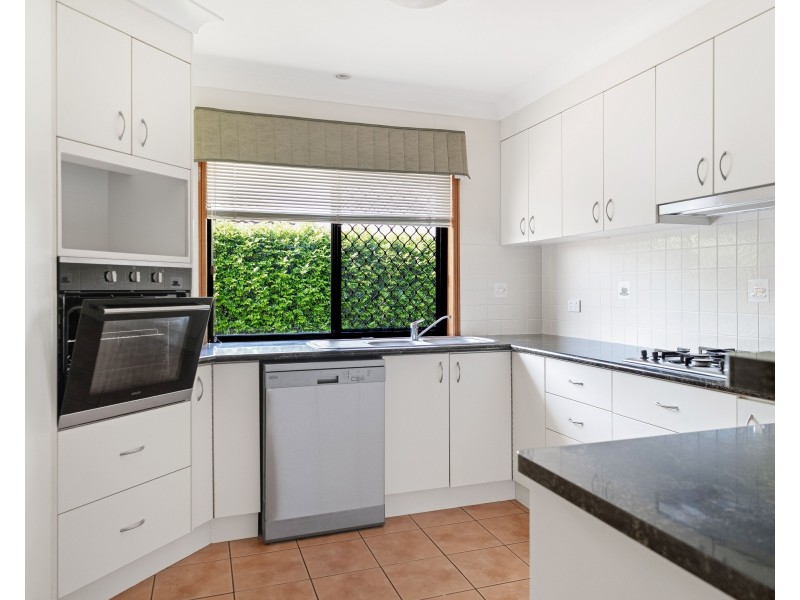 Unit 1/5 Leichhardt Street, Centenary Heights QLD 4350