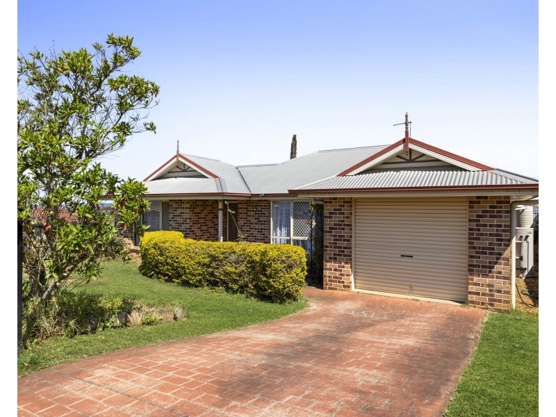 25 Lyness Court, Wilsonton Heights QLD 4350
