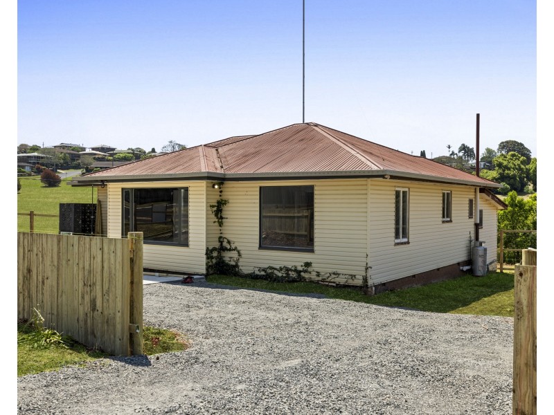 209 Jellicoe Street, Newtown QLD 4350