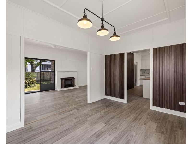 207 Jellicoe Street, Newtown QLD 4350