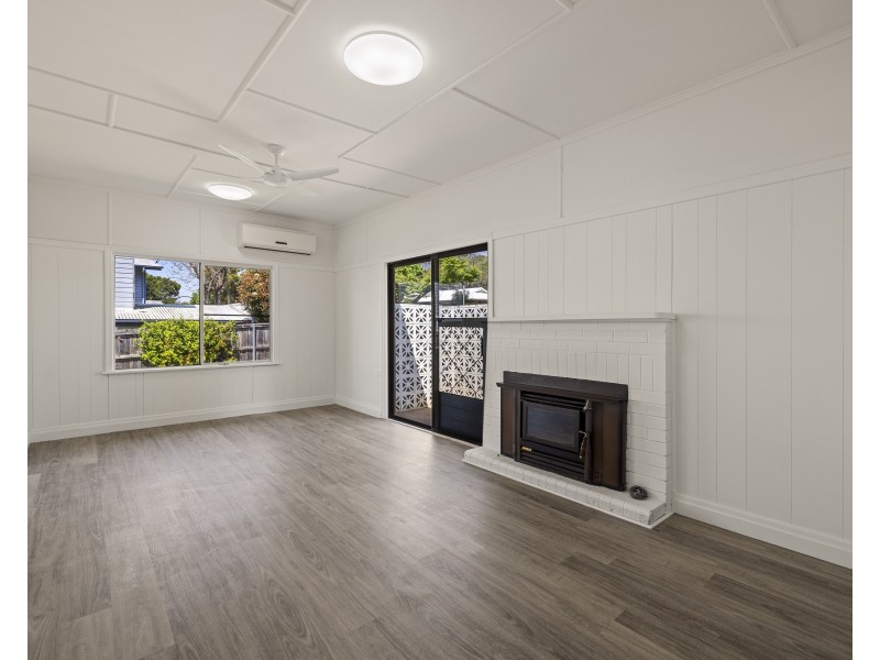 207 Jellicoe Street, Newtown QLD 4350