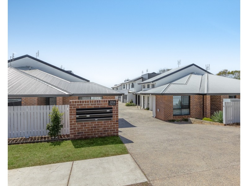 7/319a Bridge Street, Newtown QLD 4350