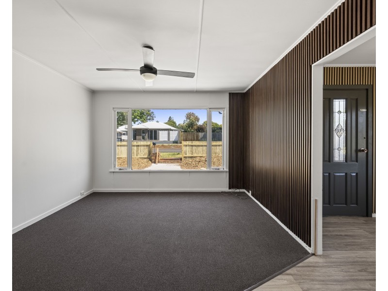 207-209 Jellicoe Street, Newtown QLD 4350