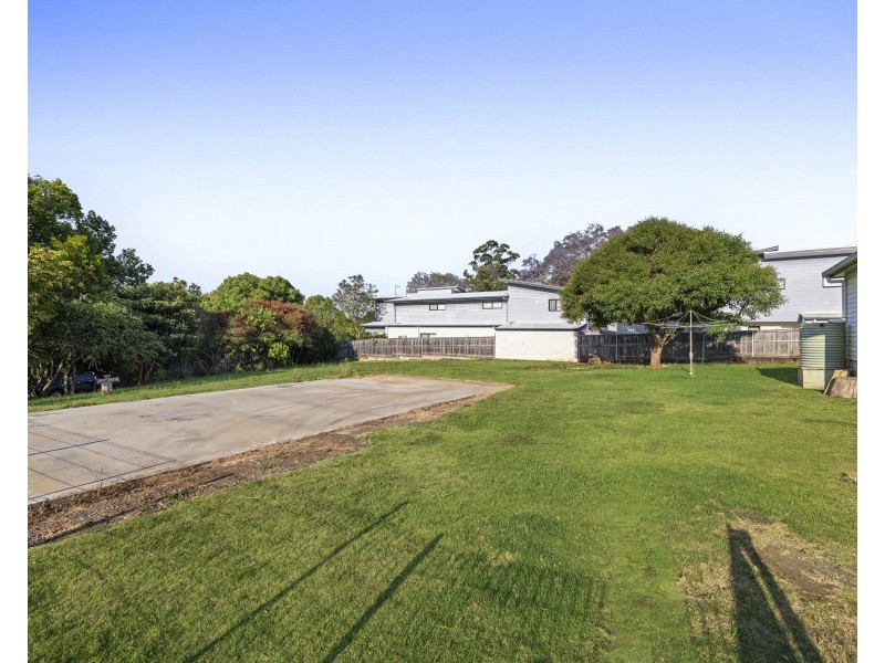 207-209 Jellicoe Street, Newtown QLD 4350