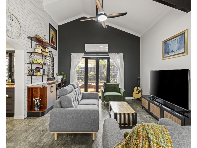 13 Wessex Street, Harristown QLD 4350