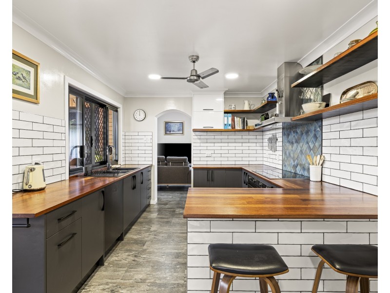 13 Wessex Street, Harristown QLD 4350