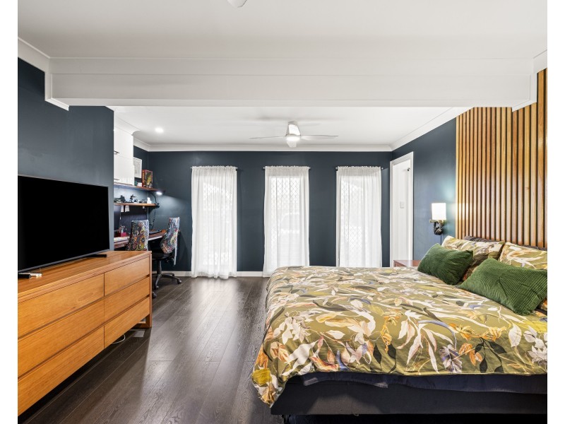 13 Wessex Street, Harristown QLD 4350