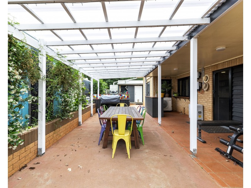 13 Wessex Street, Harristown QLD 4350