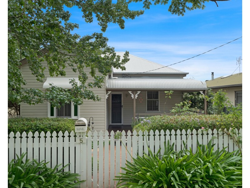 5 Lamington Street, East Toowoomba QLD 4350
