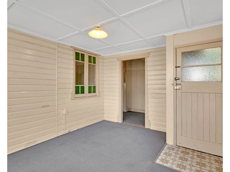 1A Allenby Street, Newtown QLD 4350