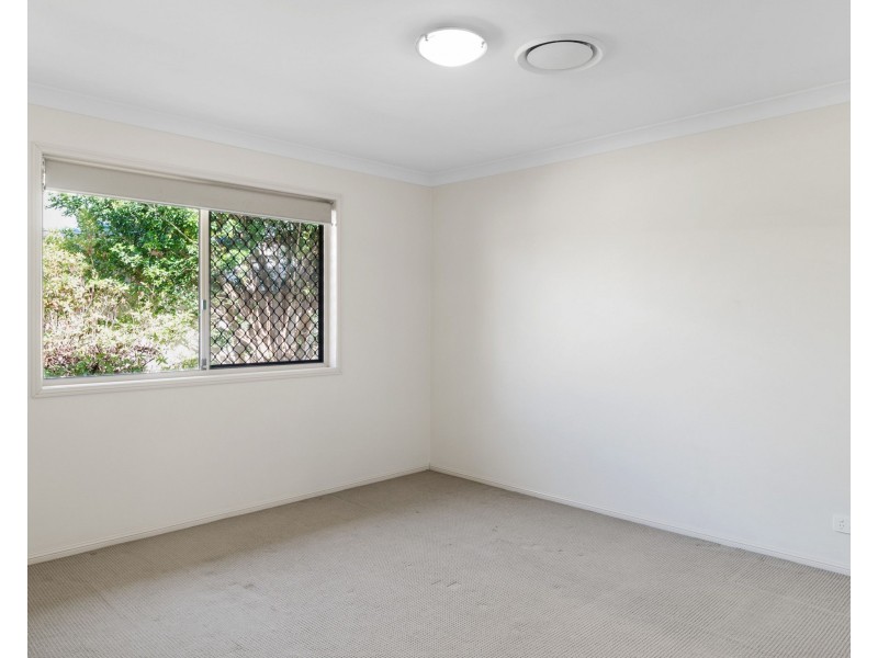 Unit 2/150 Tor Street, Rockville QLD 4350