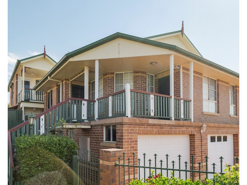 Unit 1/32 Jull Drive, Centenary Heights QLD 4350