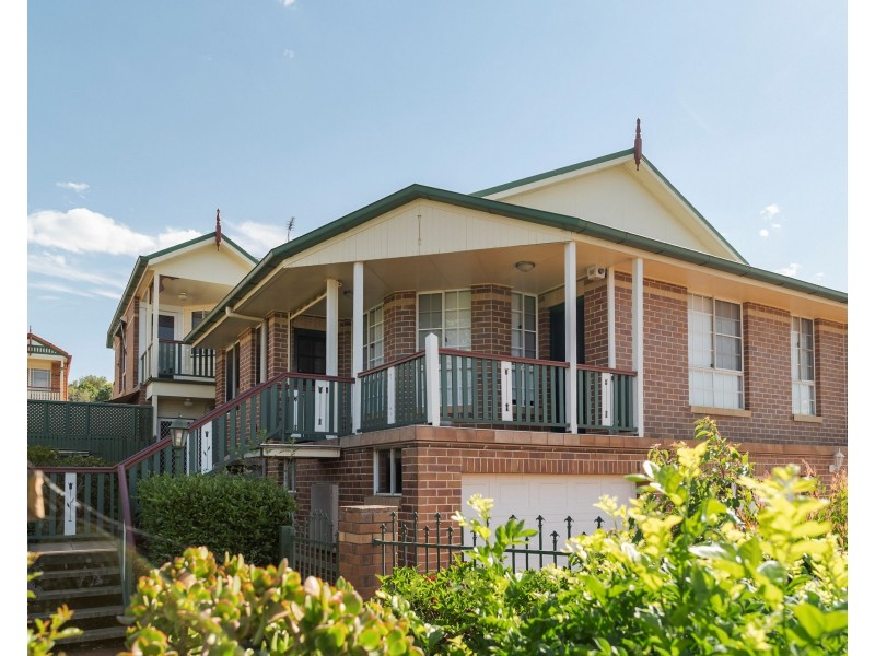 Unit 1/32 Jull Drive, Centenary Heights QLD 4350