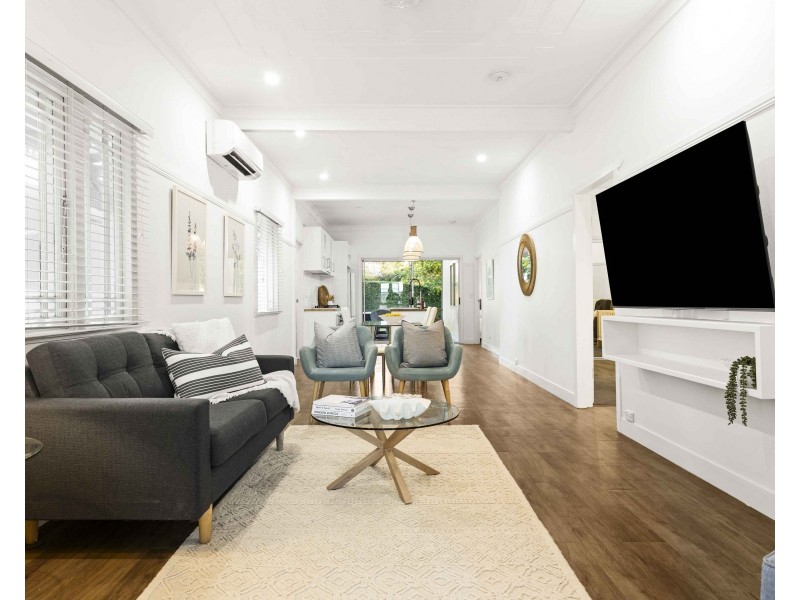 4 Atkinson Street, South Toowoomba QLD 4350