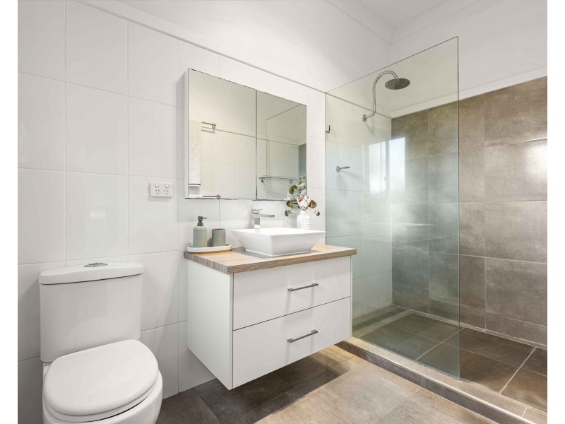 4 Atkinson Street, South Toowoomba QLD 4350