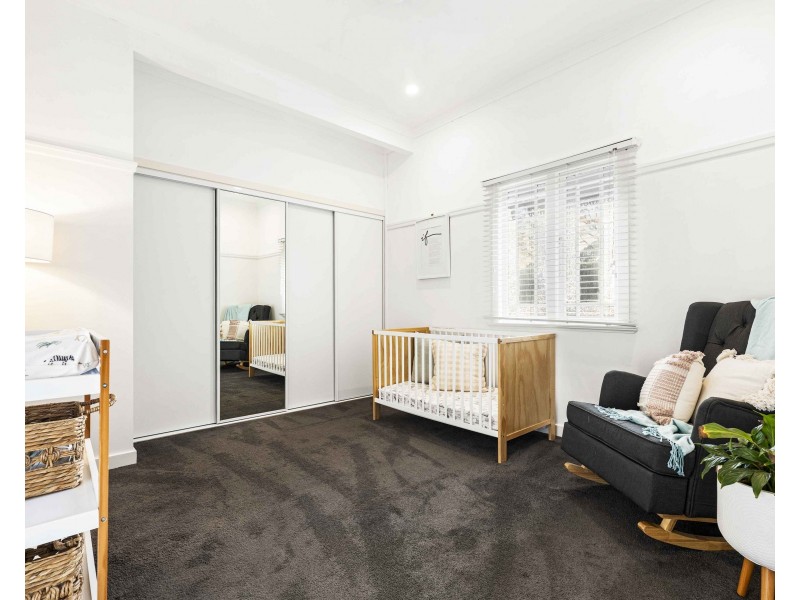 4 Atkinson Street, South Toowoomba QLD 4350