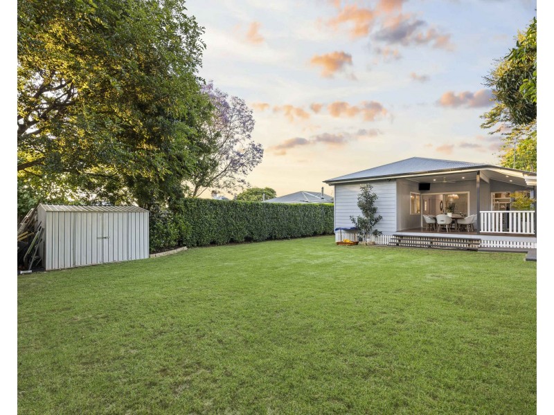 4 Atkinson Street, South Toowoomba QLD 4350