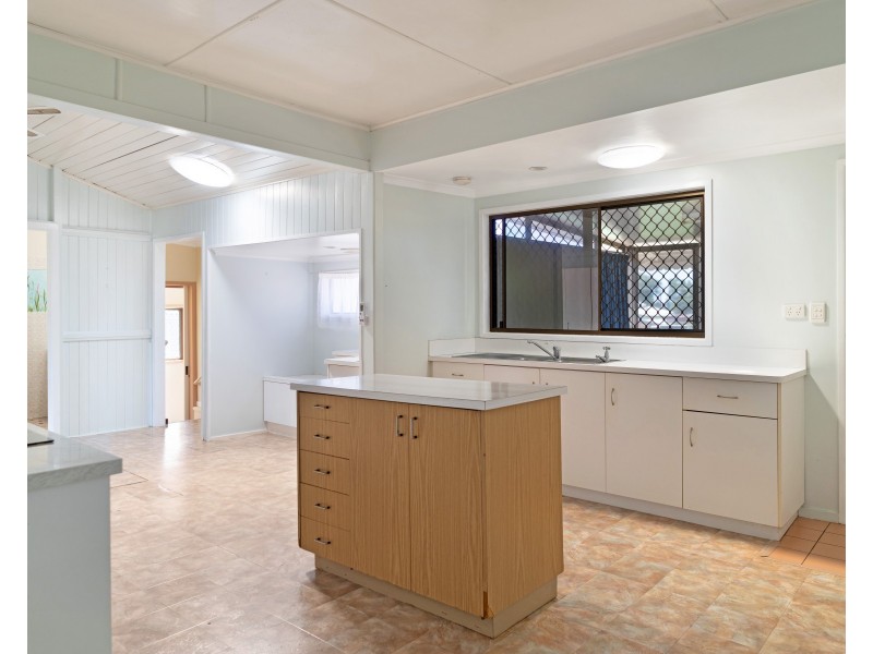 5 Vera Street, Newtown QLD 4350