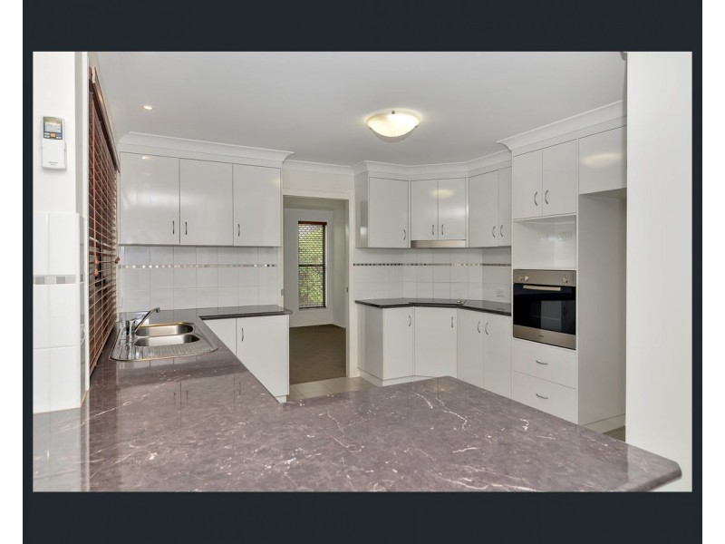 35 Bouganvillea Drive, Middle Ridge QLD 4350