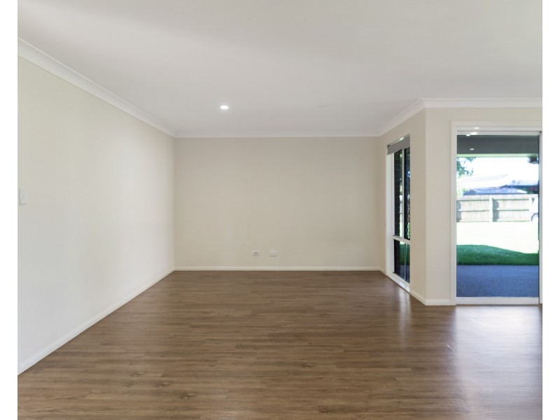 30 Lockyer Street, Kleinton QLD 4352