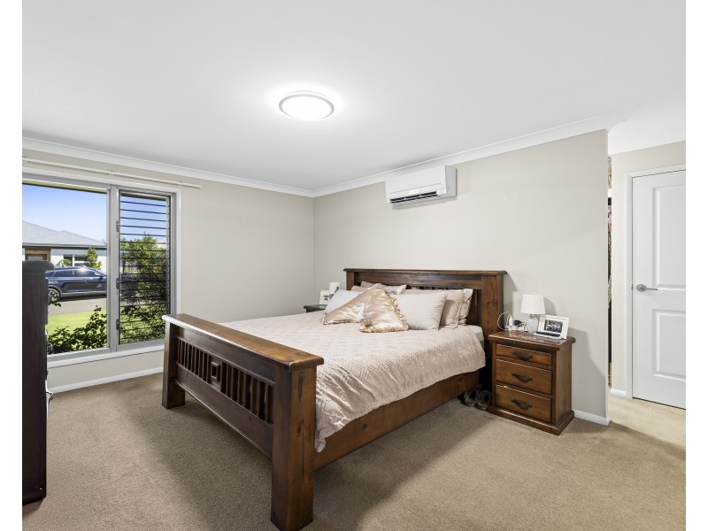 8 Eadie St, Kearneys Spring QLD 4350