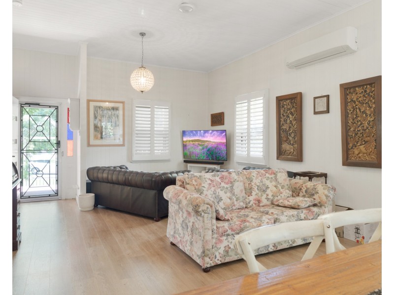 6B Prospect Street, North Toowoomba QLD 4350
