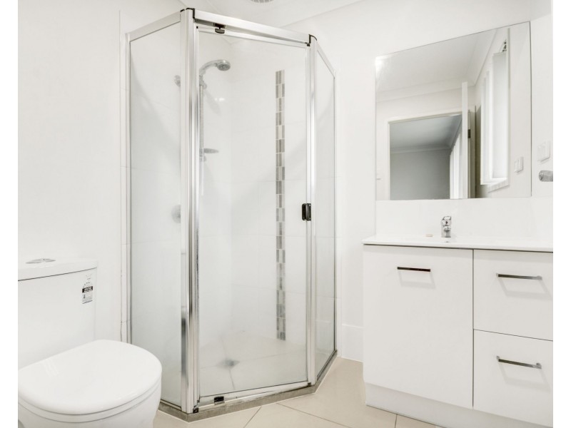 Unit 1/1 Carnamah St, Cambooya QLD 4358