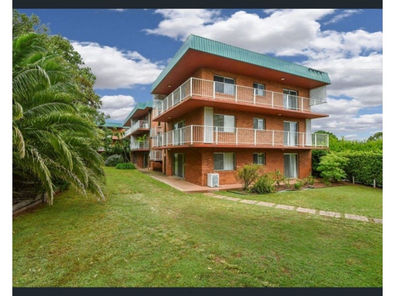 Unit 2/6 Scott Street, East Toowoomba QLD 4350