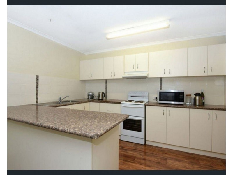 Unit 2/6 Scott Street, East Toowoomba QLD 4350