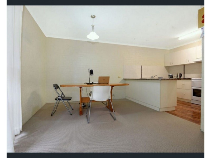 Unit 2/6 Scott Street, East Toowoomba QLD 4350