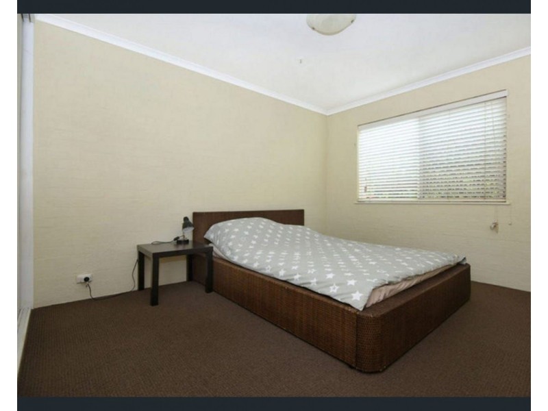 Unit 2/6 Scott Street, East Toowoomba QLD 4350