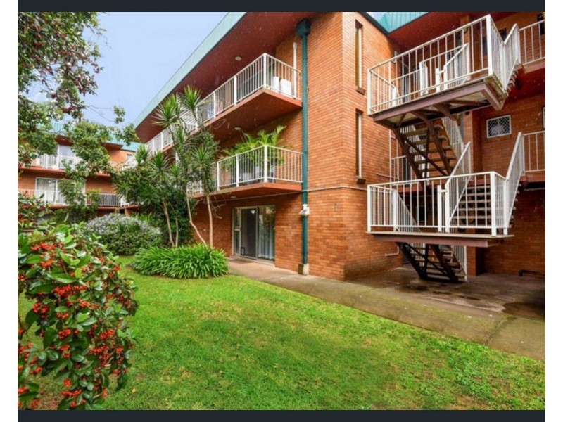 Unit 2/6 Scott Street, East Toowoomba QLD 4350