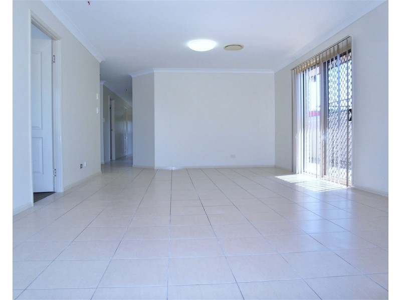 Unit 1/150 Tor Street, Rockville QLD 4350