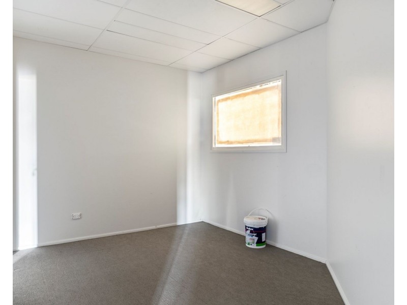 Tenancy 11/8 Hume Street, North Toowoomba QLD 4350