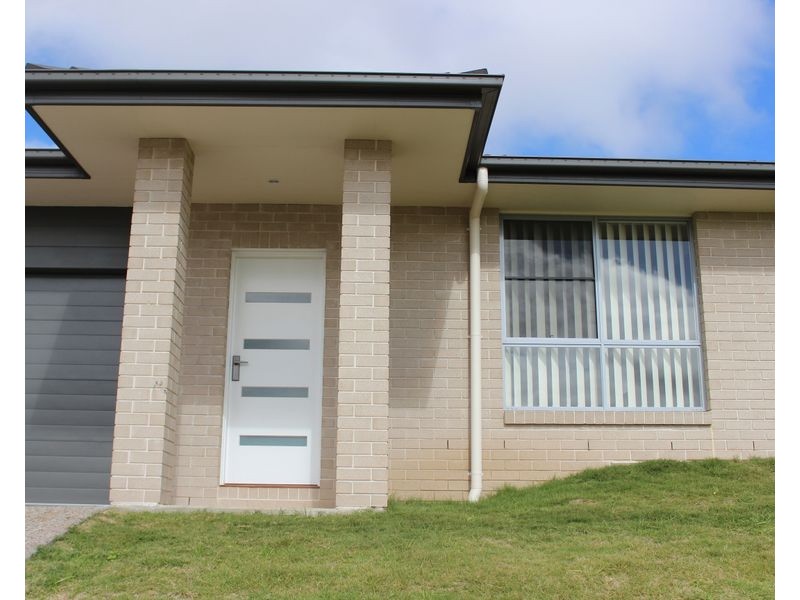 2/22 Alpine Court, Cranley QLD 4350