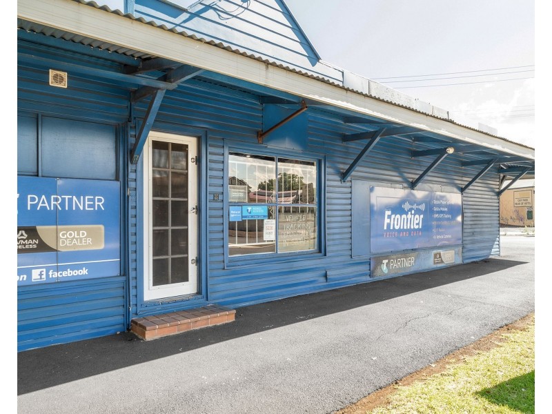 62 Anzac Avenue, Newtown QLD 4350