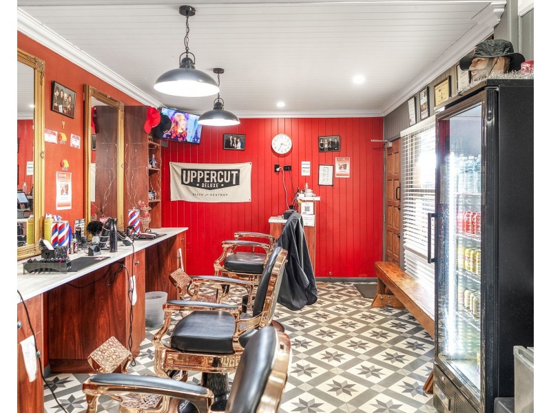 62 Anzac Avenue, Newtown QLD 4350