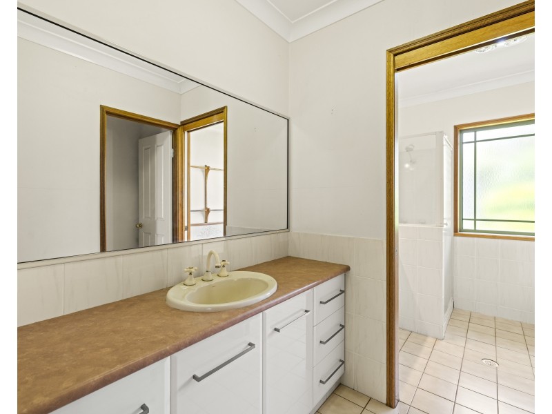 4B Bridge Street, Redwood QLD 4350