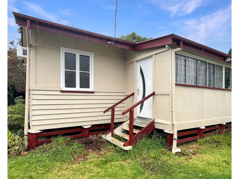 6/21 West Street, Newtown QLD 4350