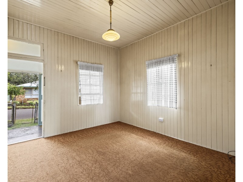 13 McCook Street, South Toowoomba QLD 4350