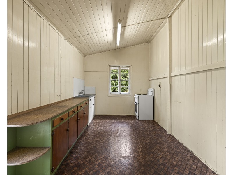 13 McCook Street, South Toowoomba QLD 4350