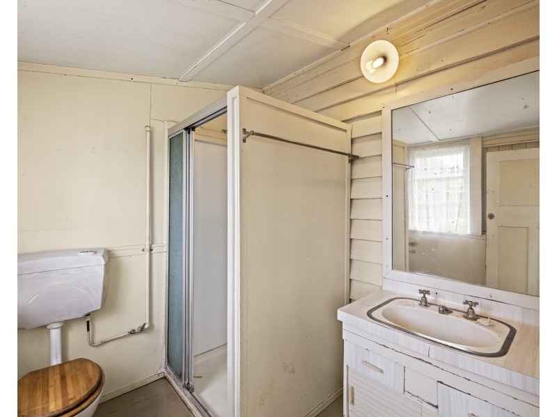 13 McCook Street, South Toowoomba QLD 4350