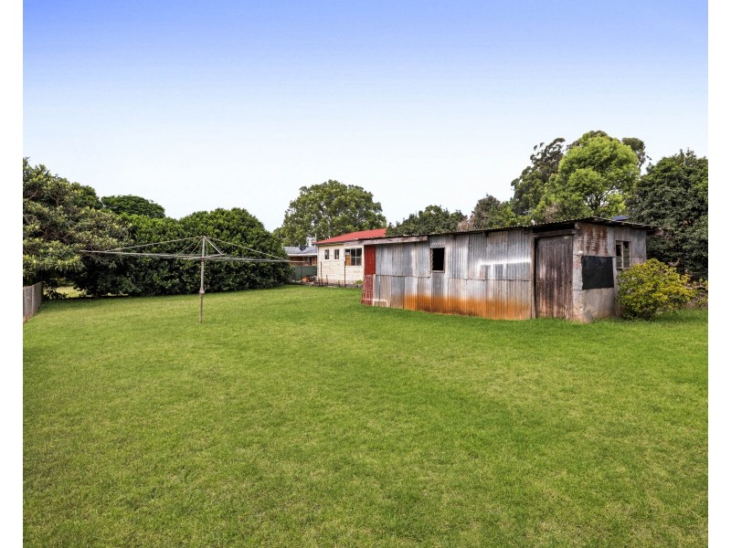 13 McCook Street, South Toowoomba QLD 4350