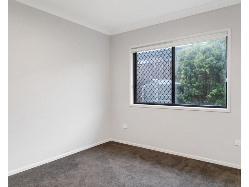 14 Crooke Street, Highfields QLD 4352