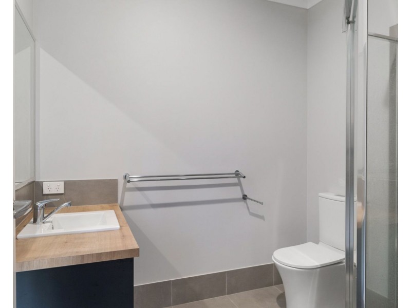 14 Crooke Street, Highfields QLD 4352