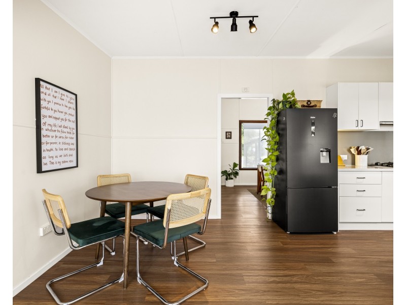 34 Tara Street, Wilsonton QLD 4350