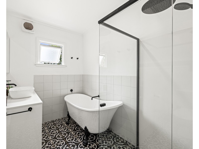 34 Tara Street, Wilsonton QLD 4350