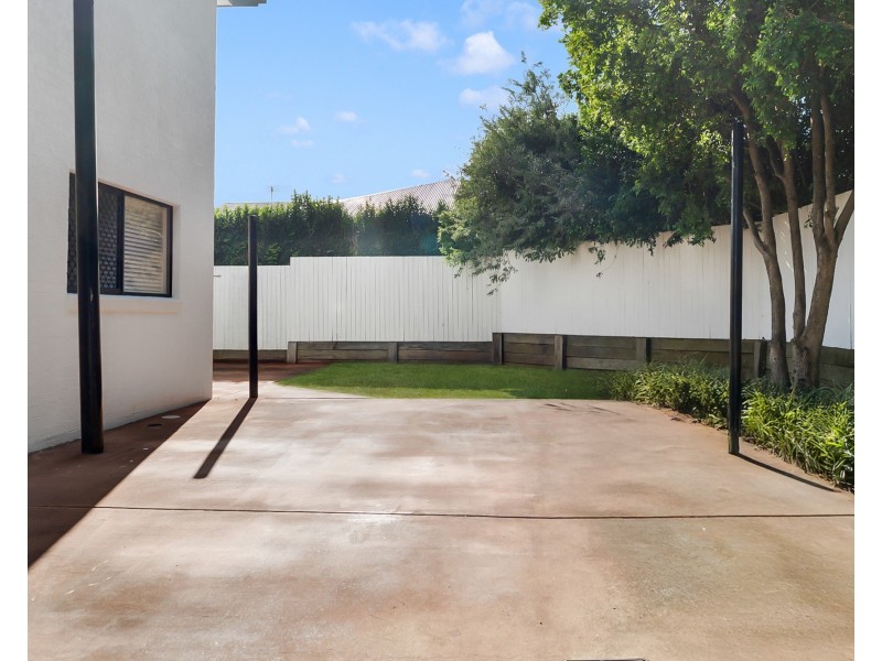 Unit 1/19 Ipswich Street, East Toowoomba QLD 4350