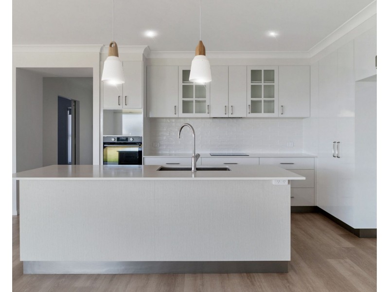 45 Sportsman Drive, Kleinton QLD 4352